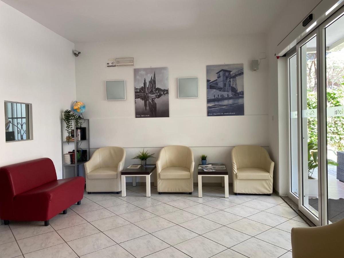 Hotel Chery Milano Marittima Exterior photo